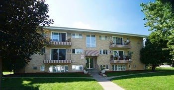 Xerxes Apartments exterior